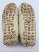 Pre-Owned Louis Vuitton Ivory Size 38.5 drivers Flats | True Fashionistas.