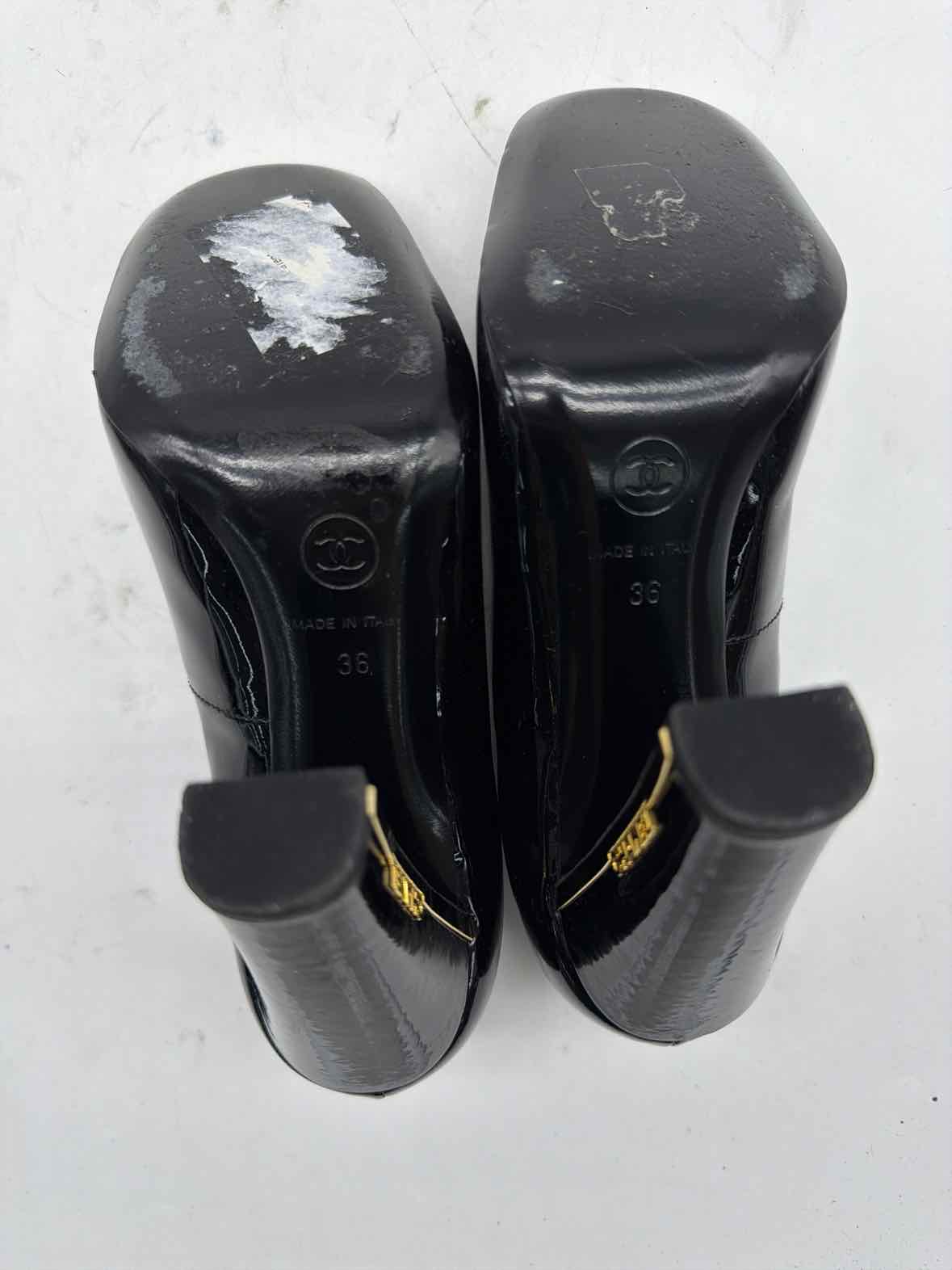 Pre-Owned Chanel Black Size 6 Patent Leather Pump Heels | True Fashionistas.