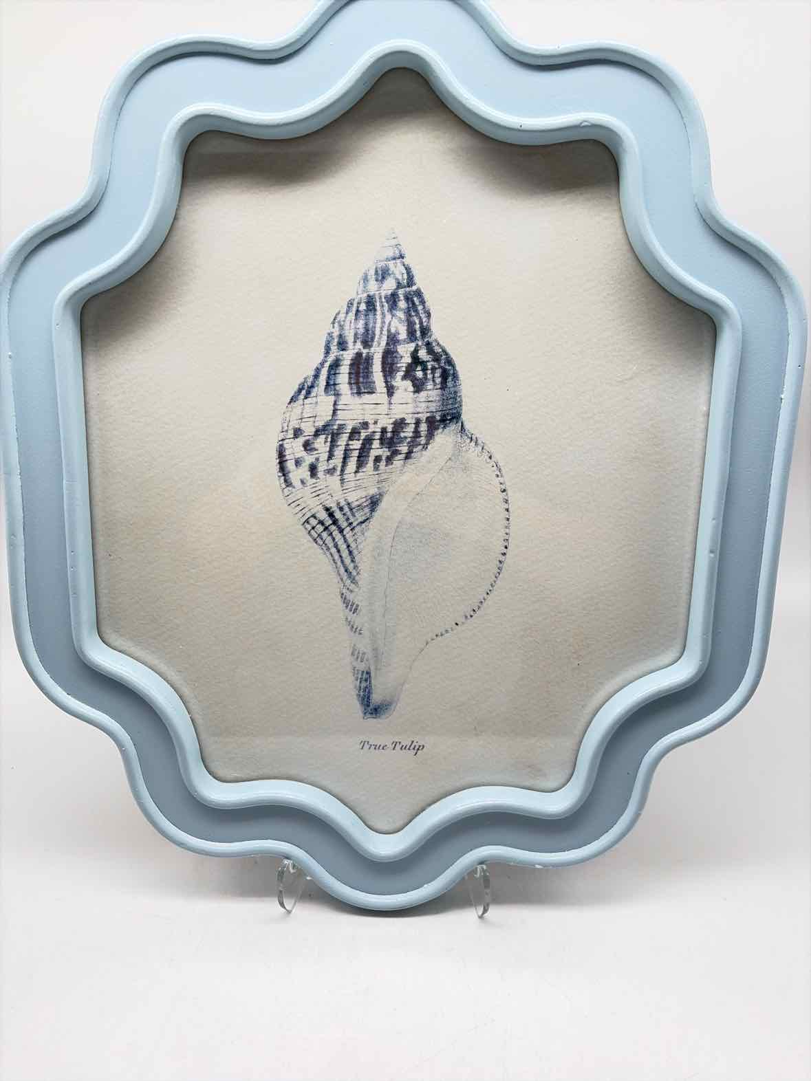 Blue Shell Art Work | True Fashionistas.