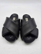 Pre-Owned Jill Stuart Black Size 6 Mule Sandals | True Fashionistas.
