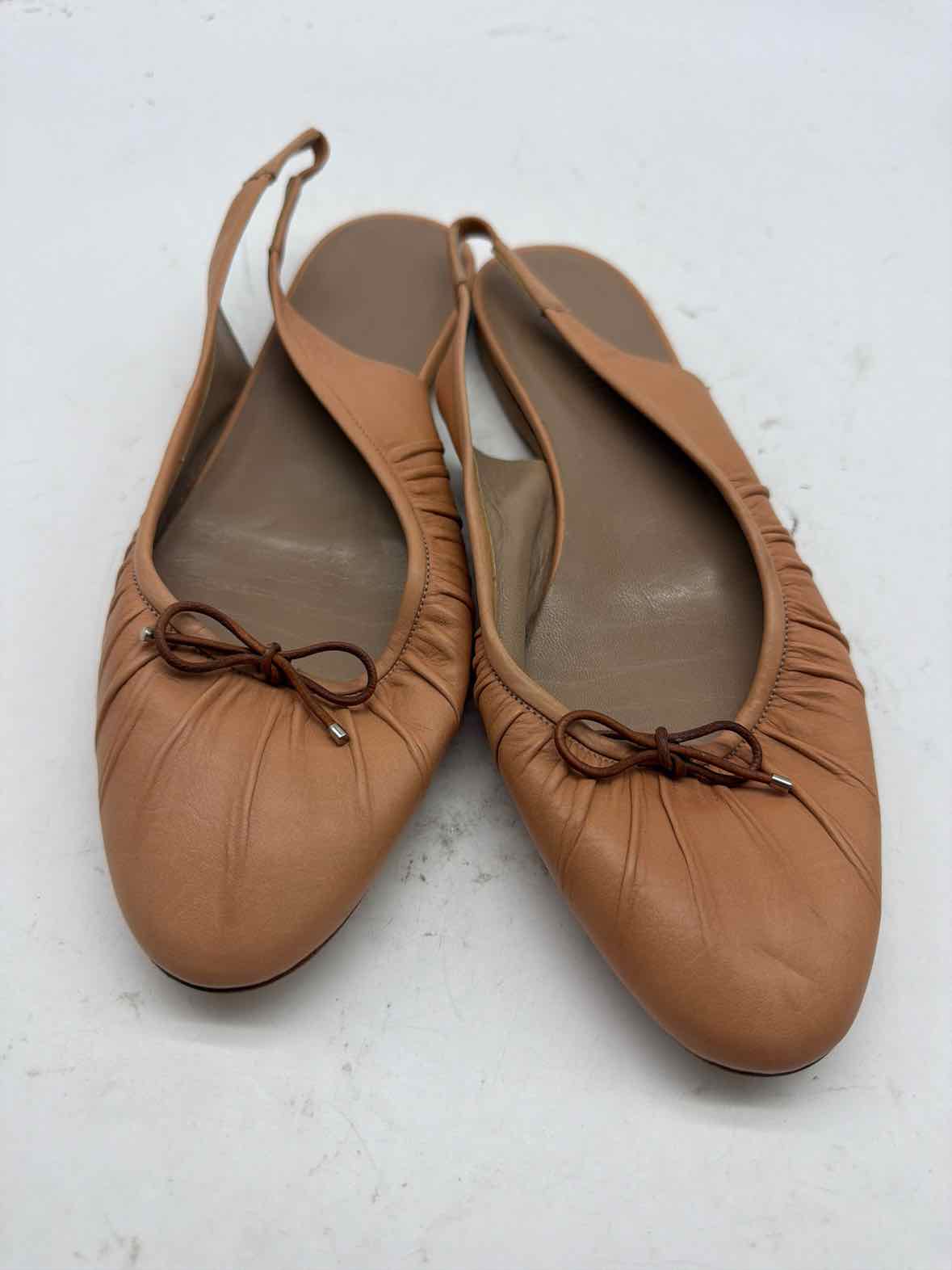 Pre-Owned Hermes Tan Size 9 Vintage Ribbon Ballerina Slingback Flats | True Fashionistas.