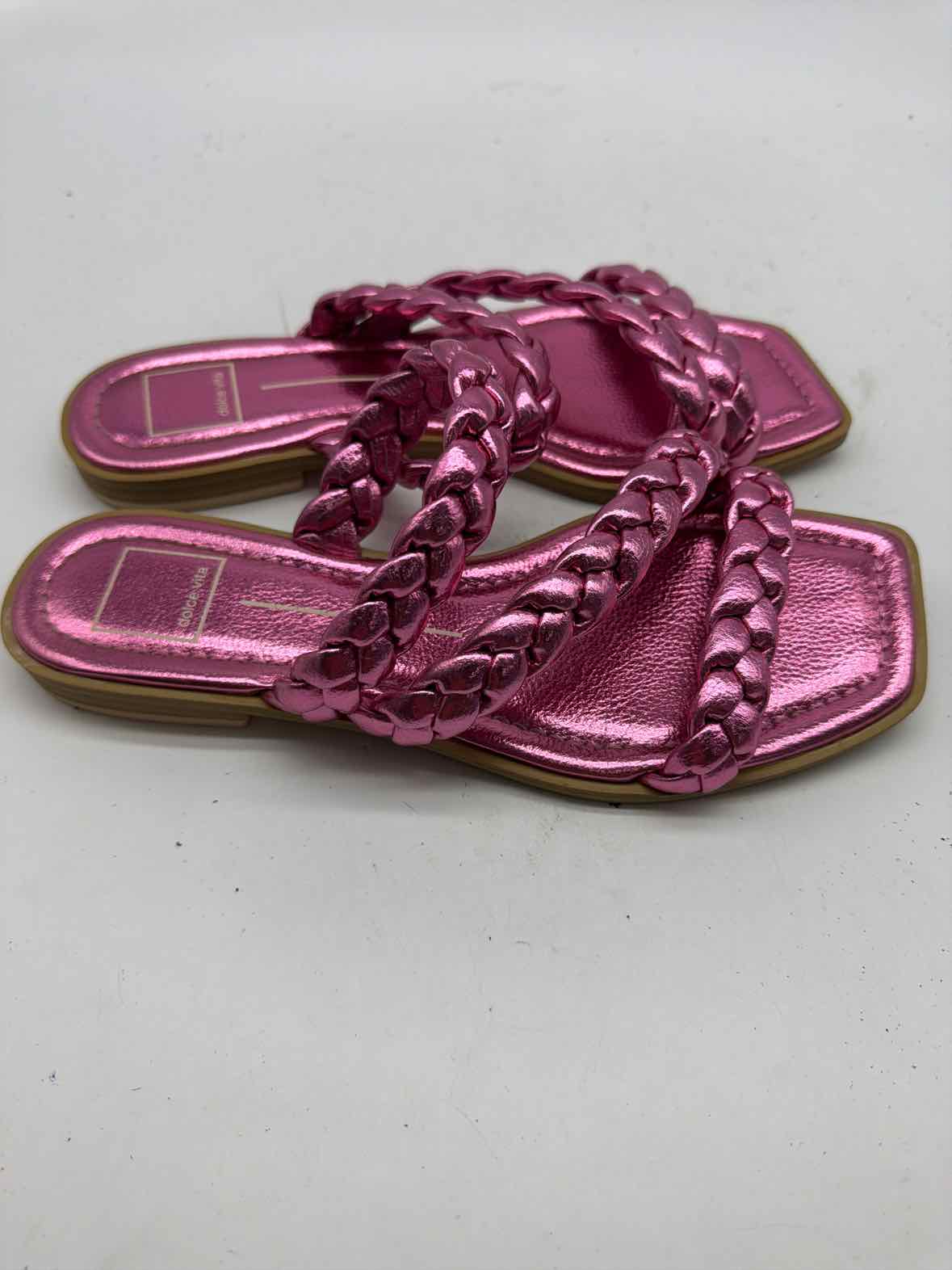Pre-Owned Dolce Vita Pink Size 7 Slide Sandals | True Fashionistas.