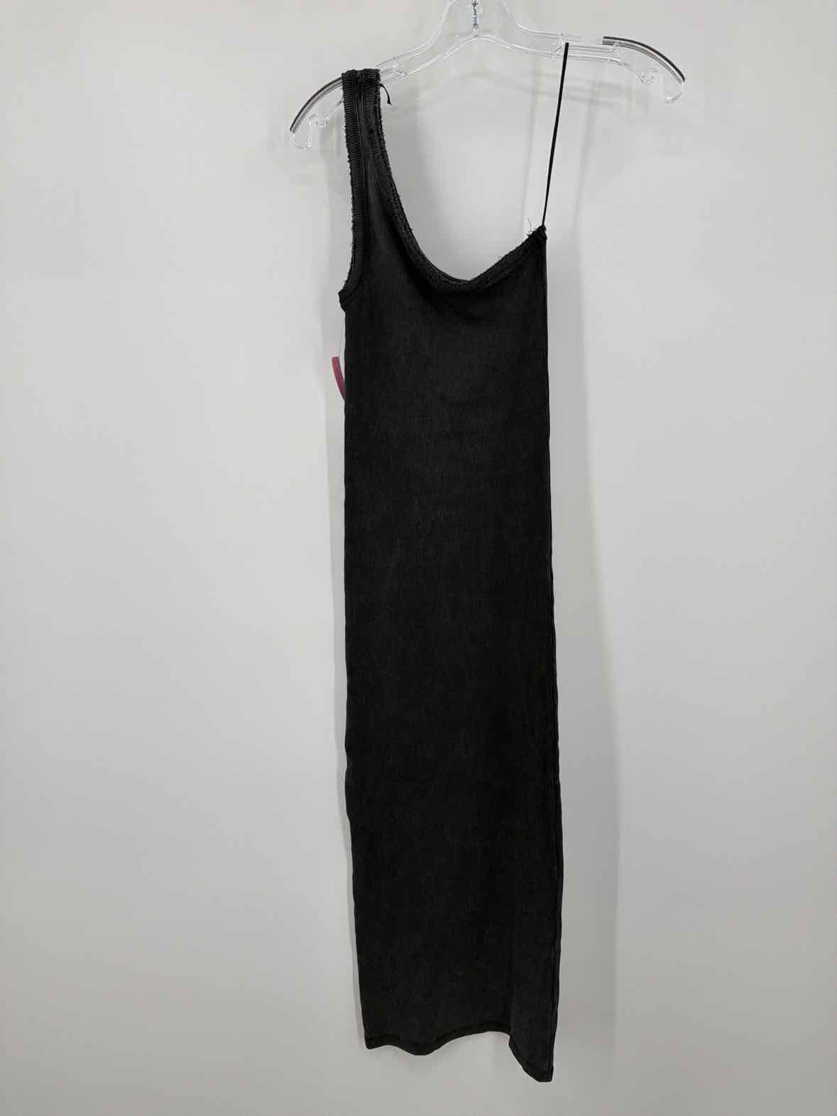 Pre-Owned Zara Grey Size Medium Long Sleeveless Dress | True Fashionistas.