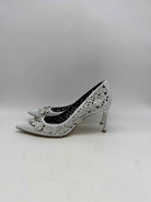Pre-Owned Christian Dior White Size 38 Pump Heels | True Fashionistas.