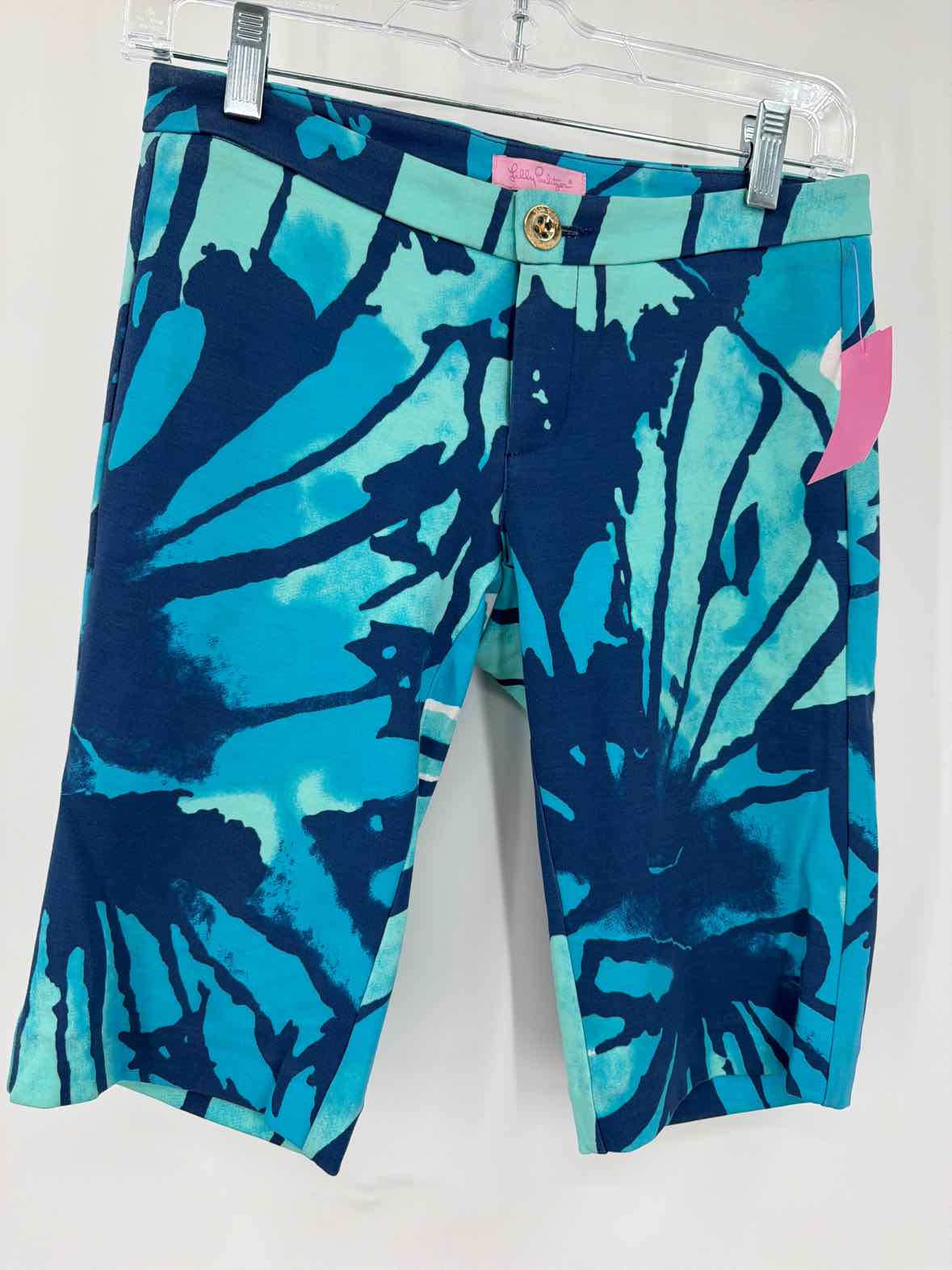 Pre-Owned Lilly Pulitzer Blue Size 00 Printed Shorts | True Fashionistas.