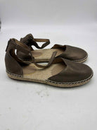 Pre-Owned Eileen Fisher Gold Size 7 Espadrille Sandals | True Fashionistas.