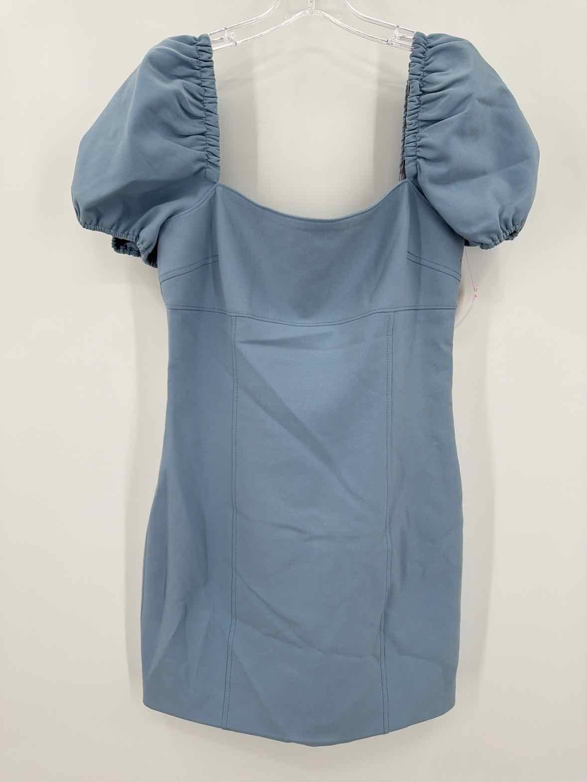 Pre-Owned Cinq a Sept Blue Size 10 Short Short Sleeve Dress | True Fashionistas.