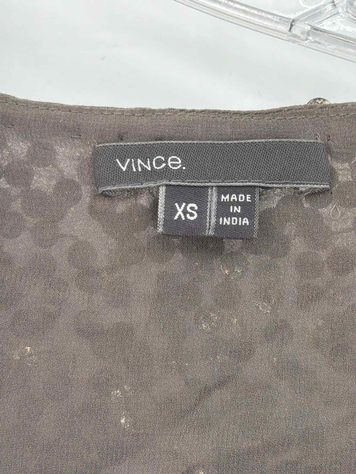 Pre-Owned Vince Grey Size XS Sequin Blouse | True Fashionistas.