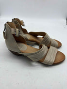 Pre-Owned Miz Mooz Tan Size 9 Strappy Sandals | True Fashionistas.