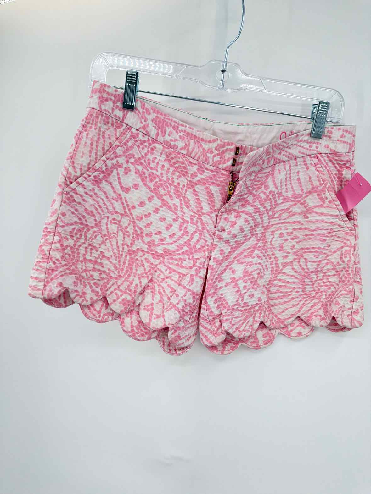 Pre-Owned Lilly Pulitzer Pink Size 0 Buttercup Printed Shorts | True Fashionistas.