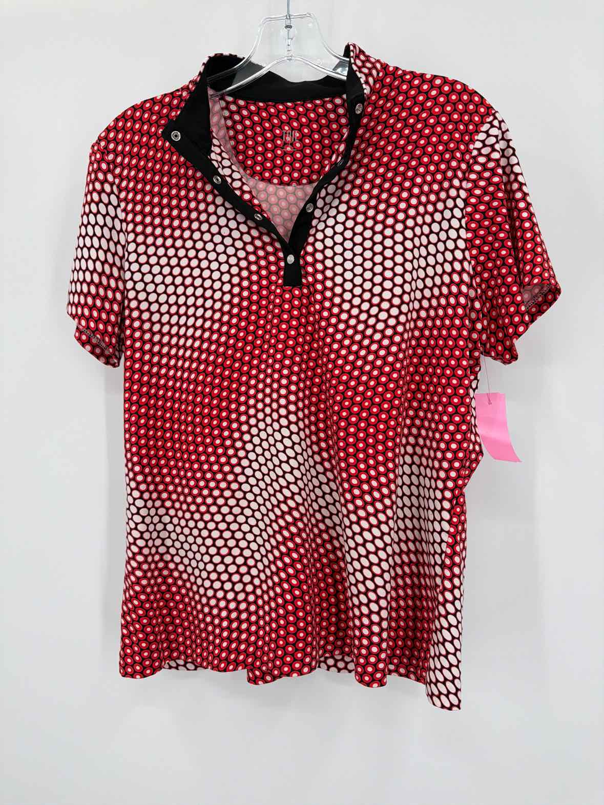 Pre-Owned Tail Red Size Large Athletic Shorts | True Fashionistas.