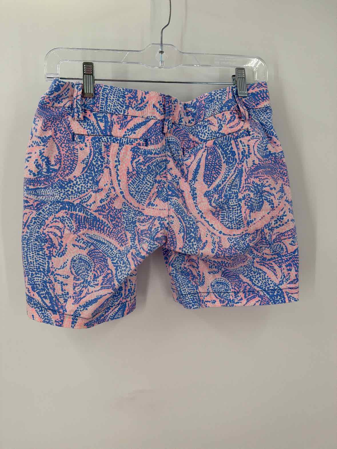 Pre-Owned Lilly Pulitzer Blue Size 0 Printed Shorts | True Fashionistas.