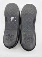 Pre-Owned Chanel Black Size 9.5 Mary Jane Flats | True Fashionistas.