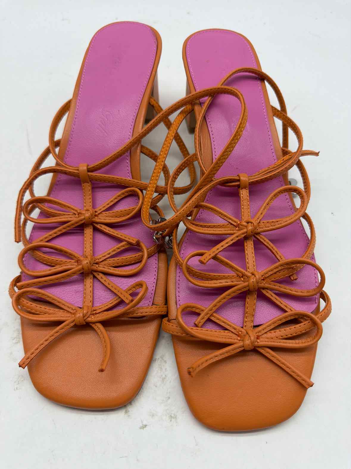 Pre-Owned Lisa Says Gah Orange Size 9 Strappy Heels | True Fashionistas.
