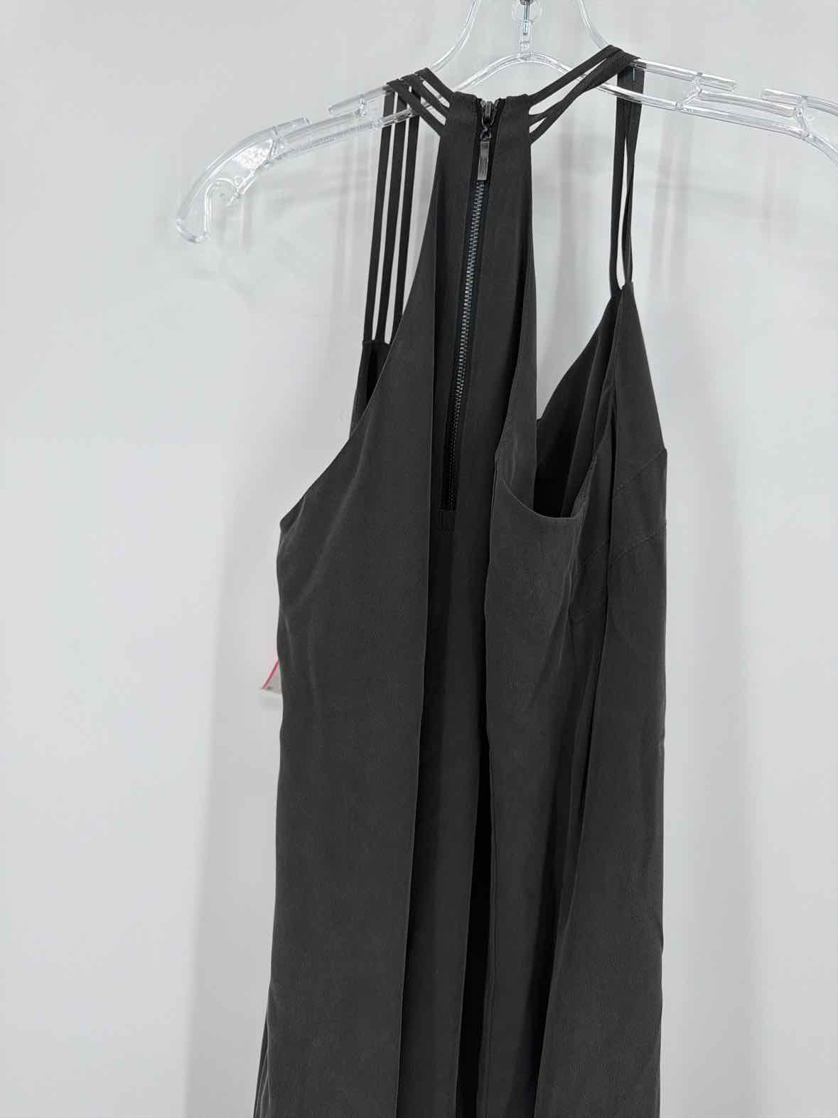 Pre-Owned The Eight Senses Grey Size Small Long Sleeveless Dress | True Fashionistas.