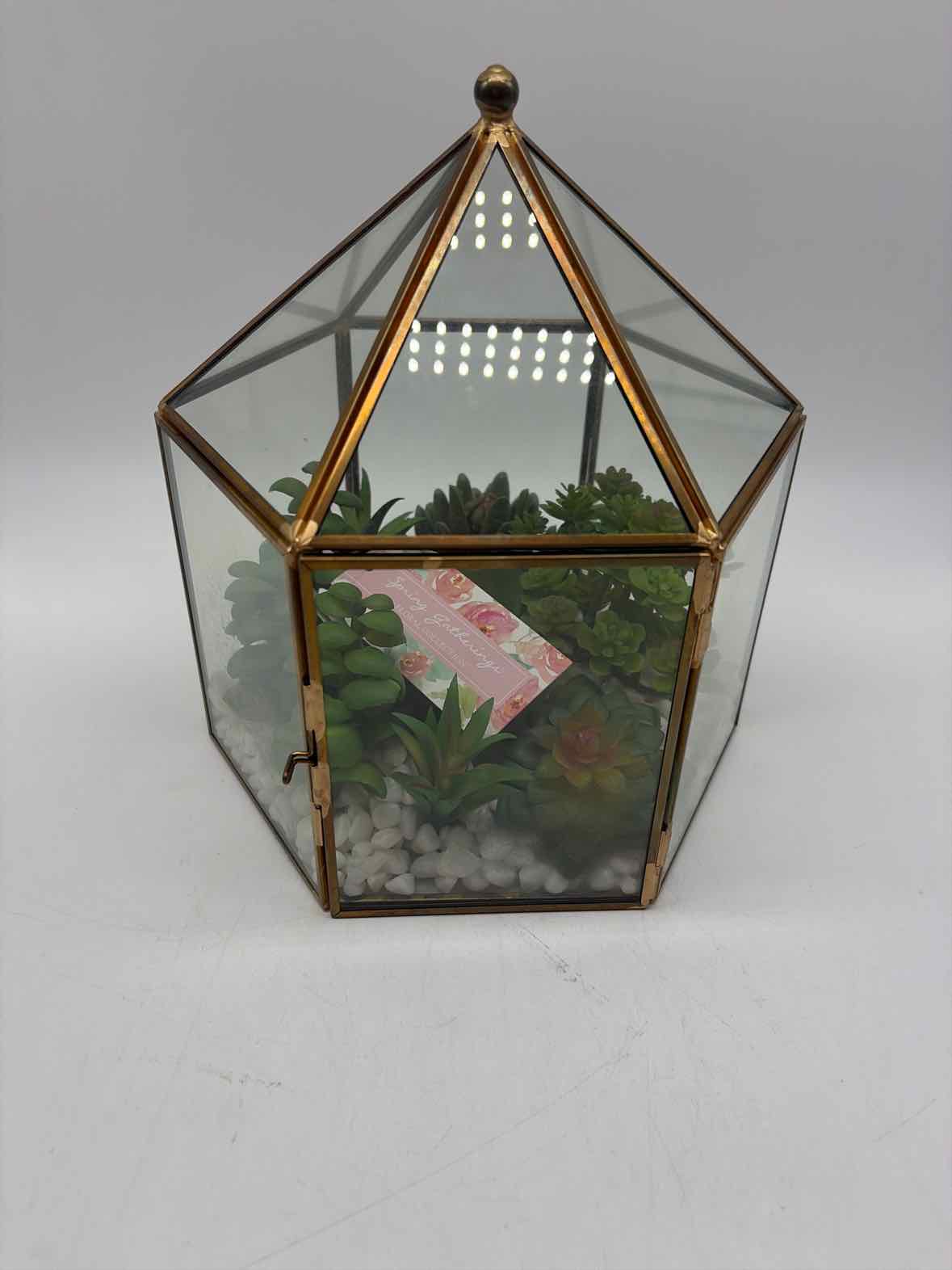 Glass & Brass Terrarium Decorative Accessory | True Fashionistas.