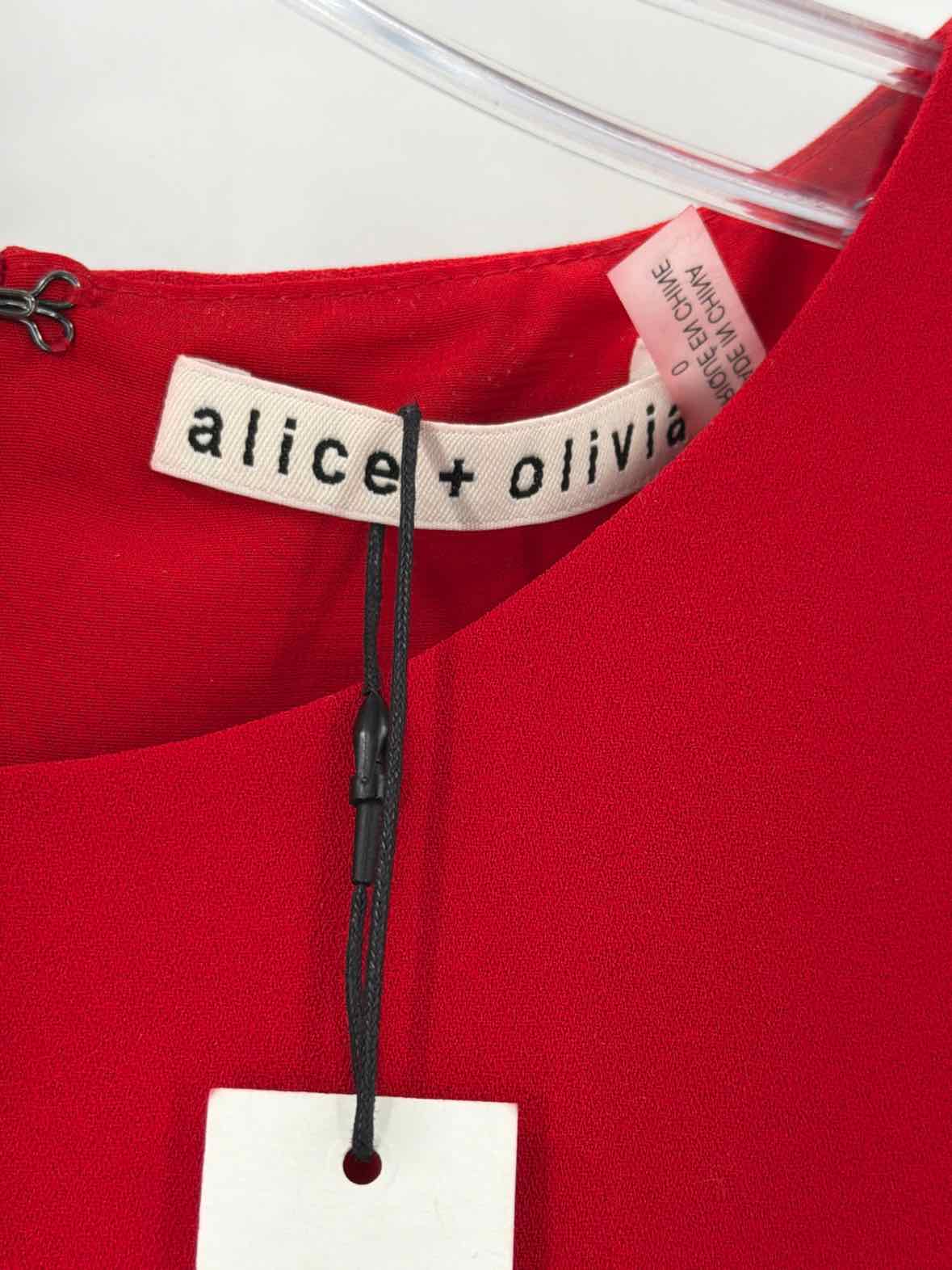 Pre-Owned Alice + Olivia Red Size 0 Short Long Sleeve Dress | True Fashionistas.
