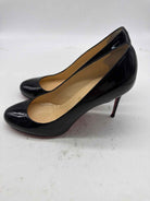 Pre-Owned Christian Louboutin Black Size 9 Patent Leather Pump Heels | True Fashionistas.