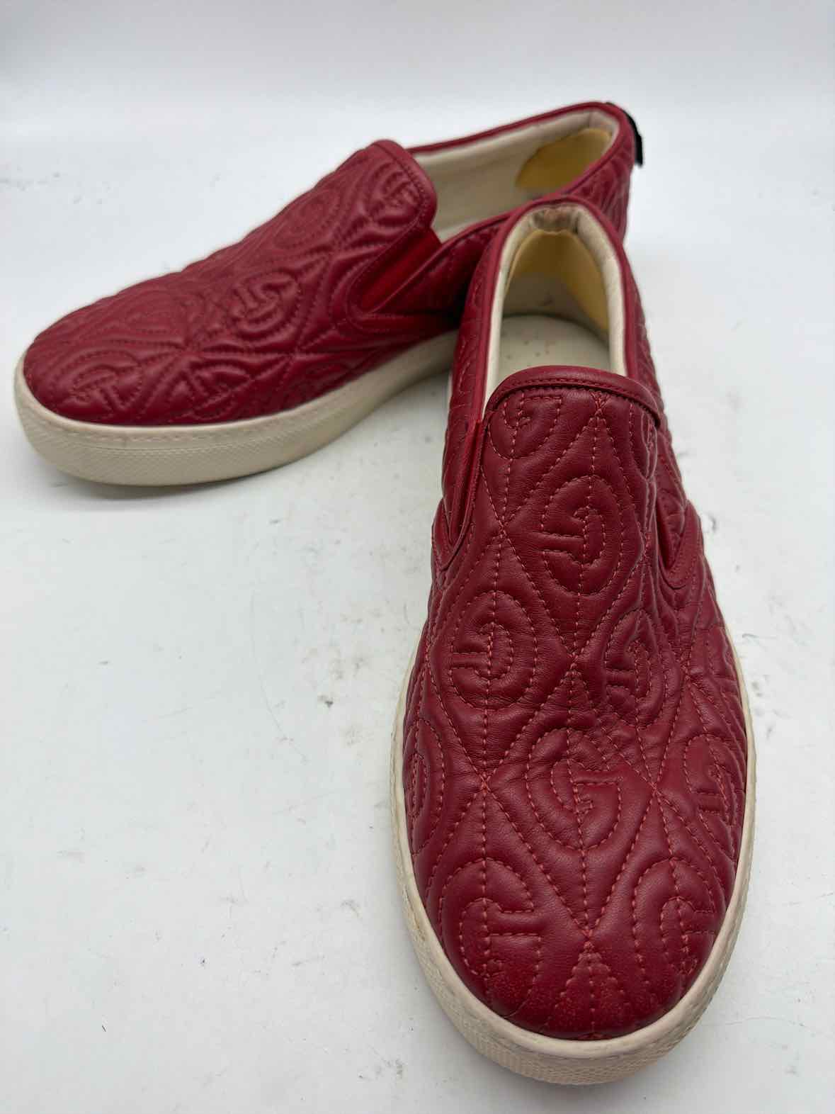 Pre-Owned Gucci Red 9 Slip On Men's Slip On | True Fashionistas.