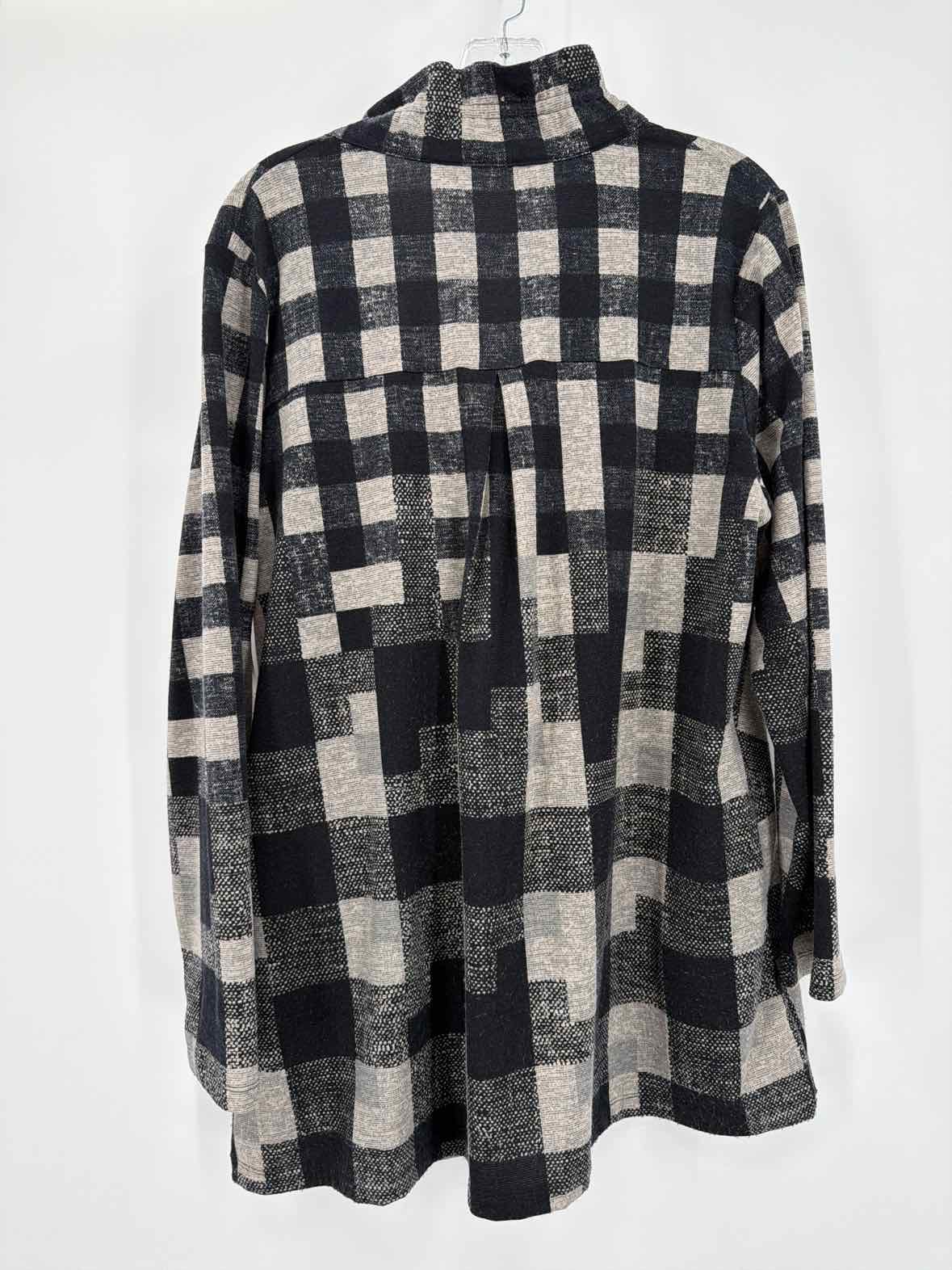 Pre-Owned Terra Black Size XL Blouse | True Fashionistas.