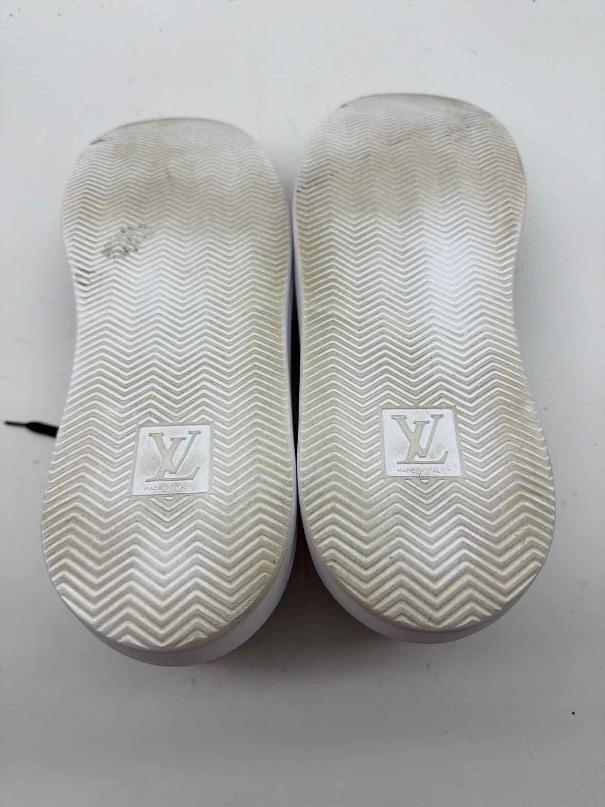 Pre-Owned Louis Vuitton Black 10 Beverly Hills Sneaker Men's Sneakers | True Fashionistas.