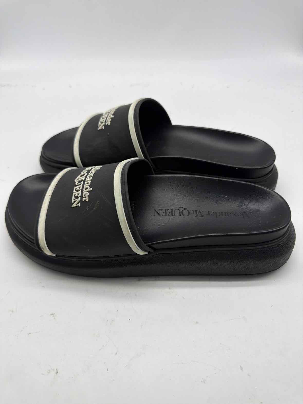 Pre-Owned Alexander McQueen Black Size 40 Slide Sandals | True Fashionistas.