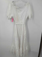 Pre-Owned Marilyn's White Size 46 Long Short Sleeve Dress | True Fashionistas.