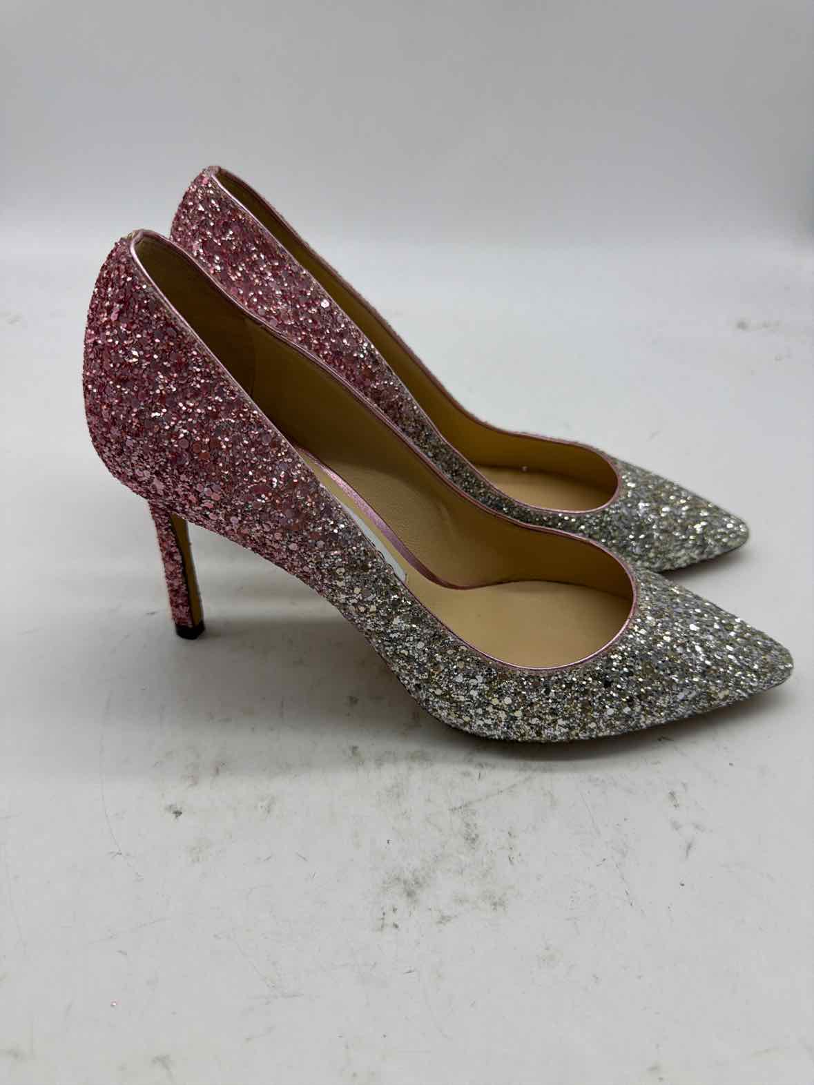 Pre-Owned Jimmy Choo Pink Size 6.5 Pump Heels | True Fashionistas.