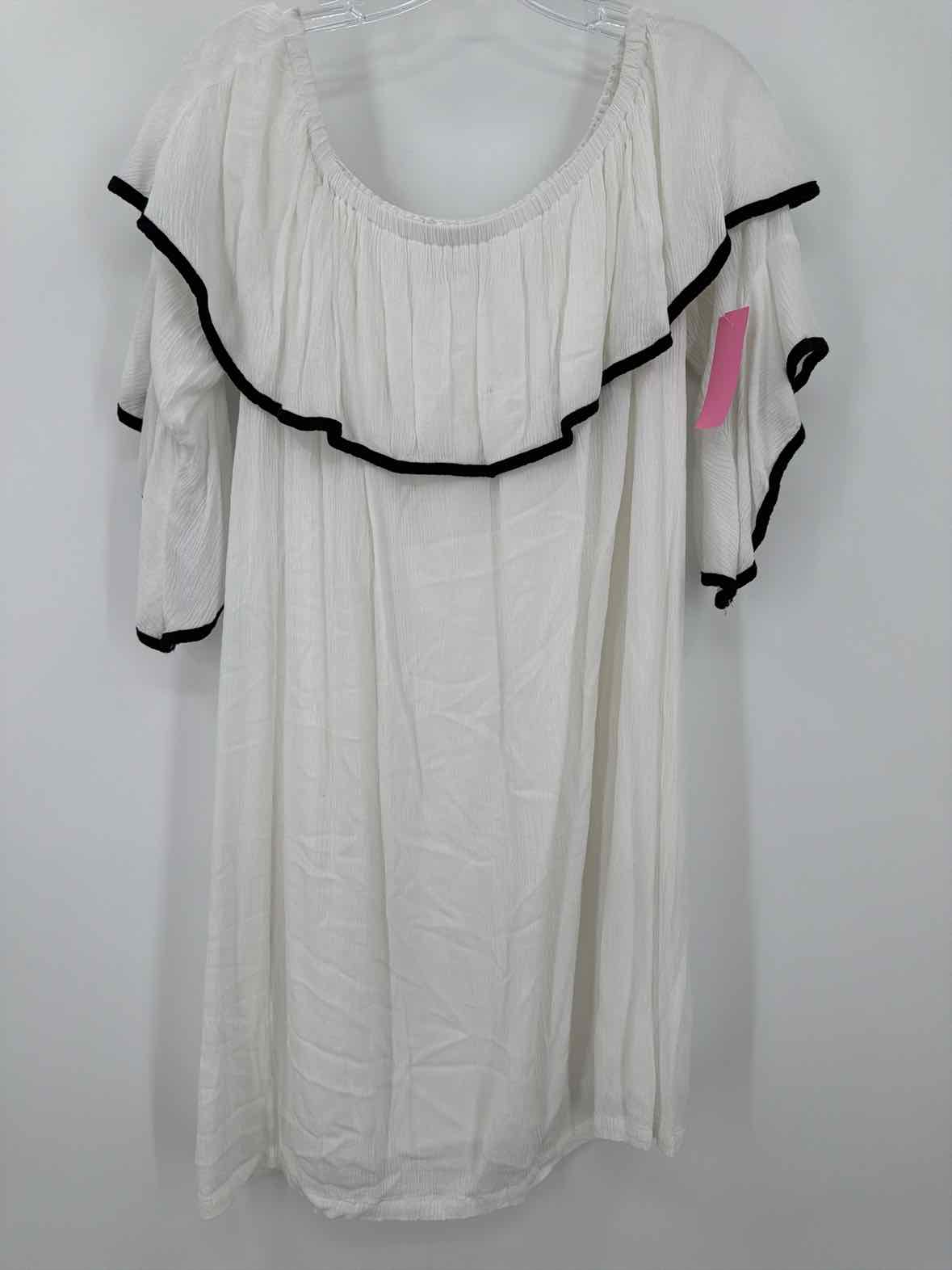 Pre-Owned New York & Co White Size Medium Short Short Sleeve Dress | True Fashionistas.