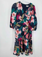 Pre-Owned Eliza J Multi-Color Size 4 Midi Long Sleeve Dress | True Fashionistas.