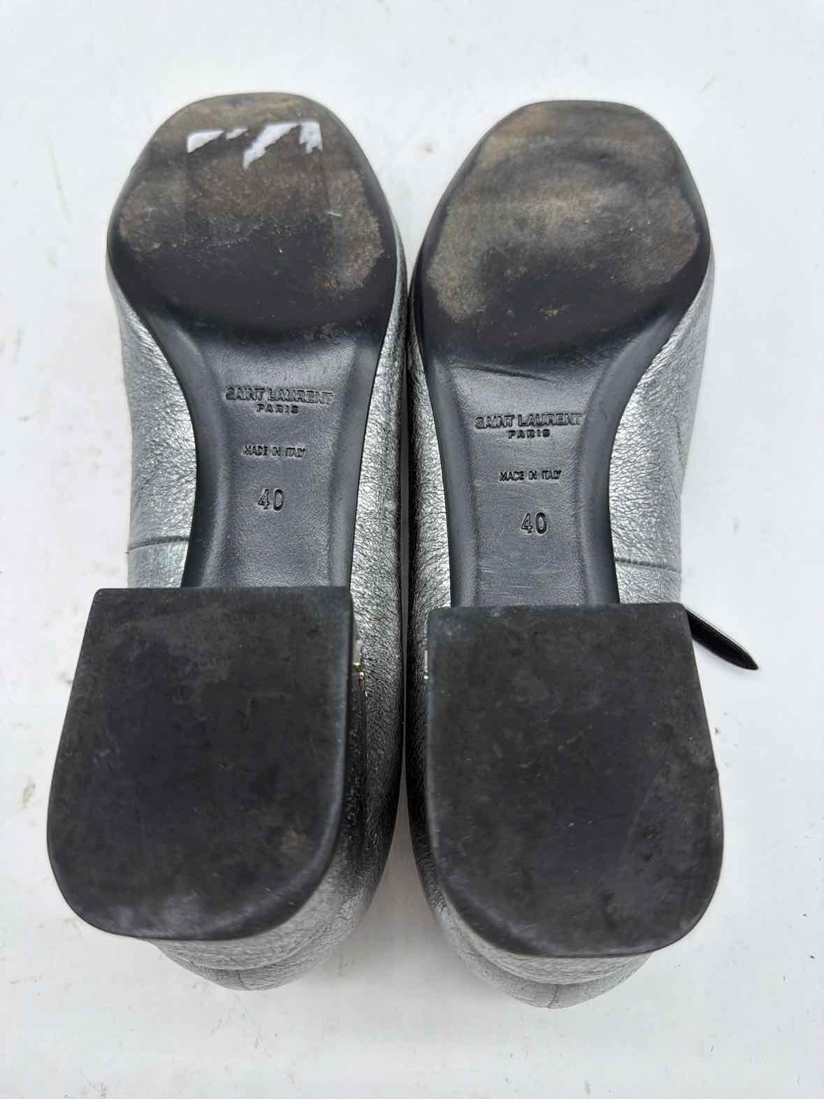 Pre-Owned Saint Laurent Grey Size 10 Block Heel Heels | True Fashionistas.