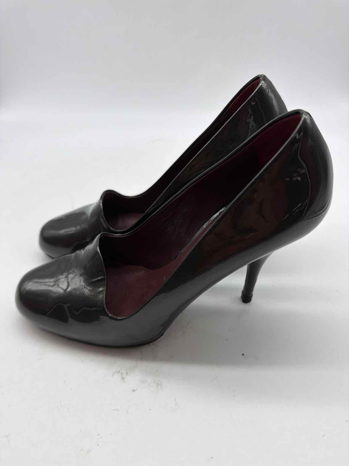 Pre-Owned Miu Miu Green Size 36 Pump Heels | True Fashionistas.