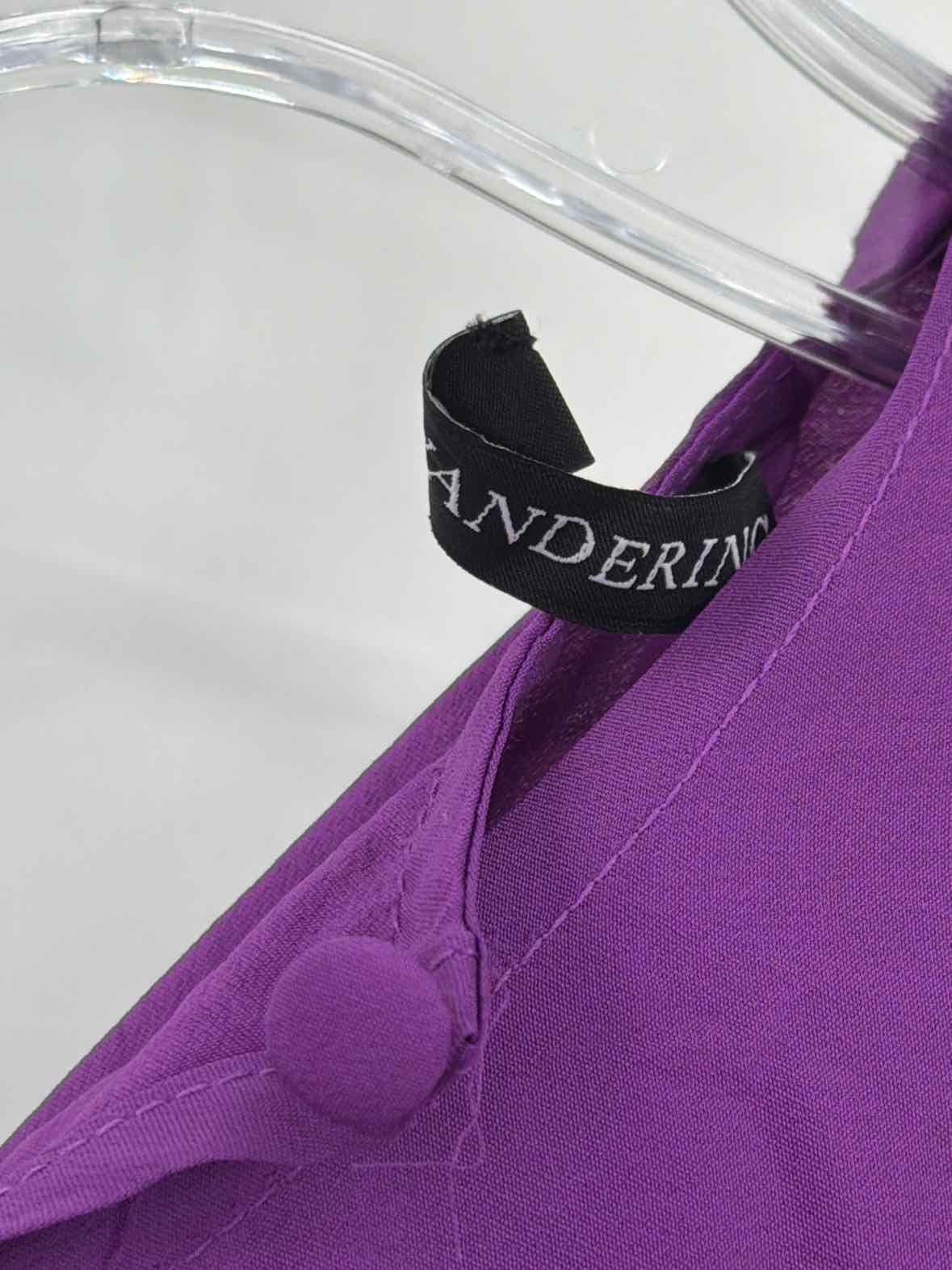 Pre-Owned Wandering Purple Size 40/6 Short Long Sleeve Dress | True Fashionistas.