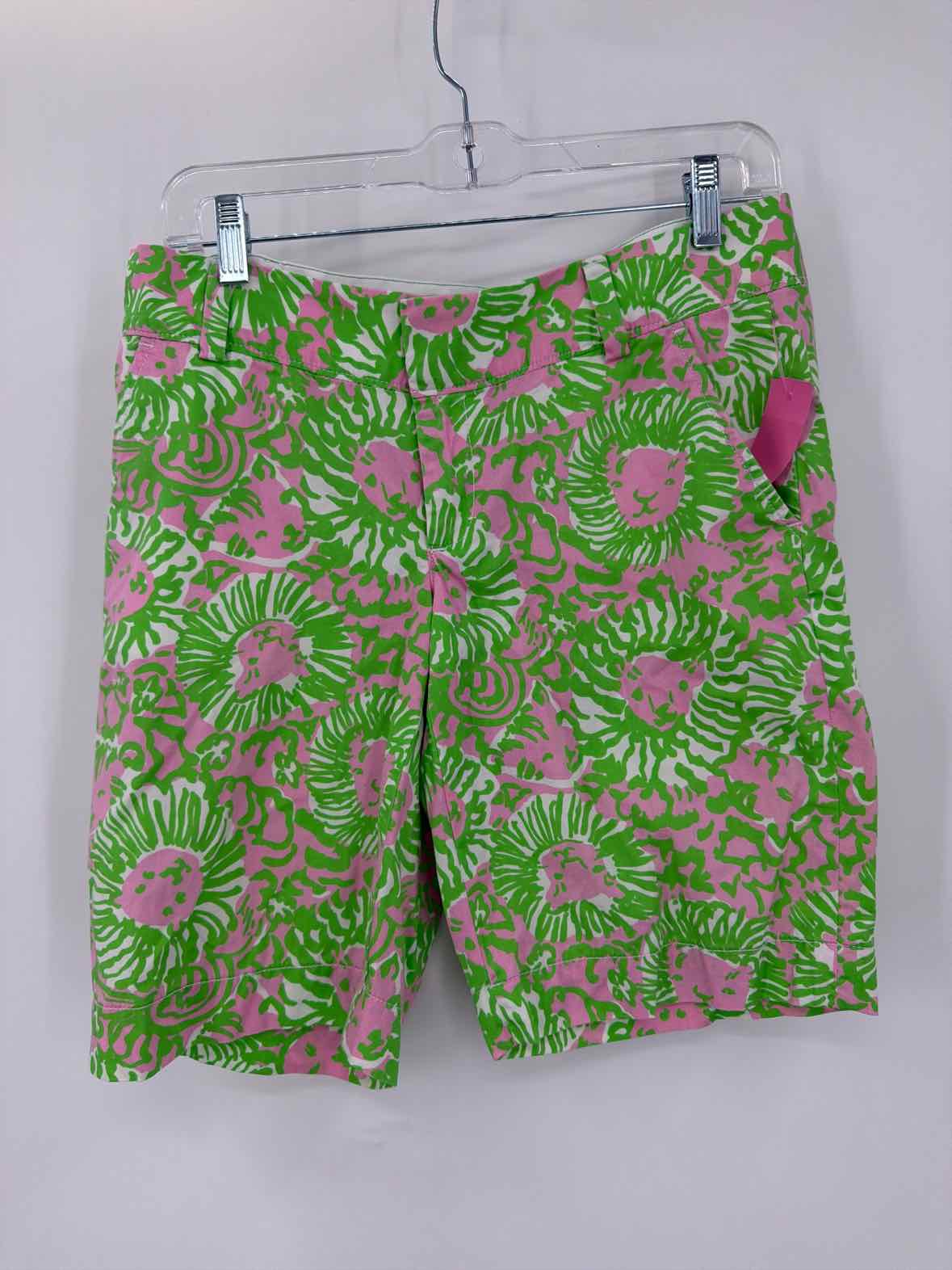 Pre-Owned Lilly Pulitzer Green Size 4 Chipper Printed Shorts | True Fashionistas.