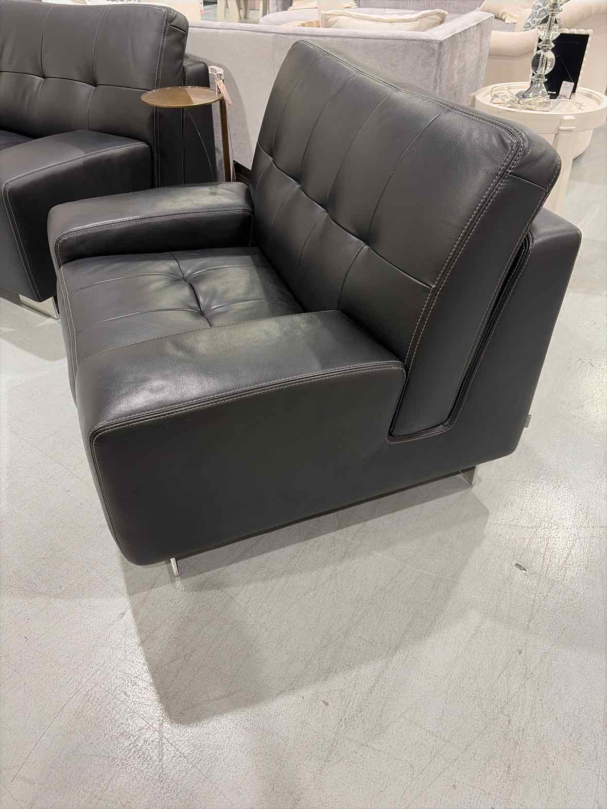 W. Schillig Black Leather Living Room Chair | True Fashionistas.