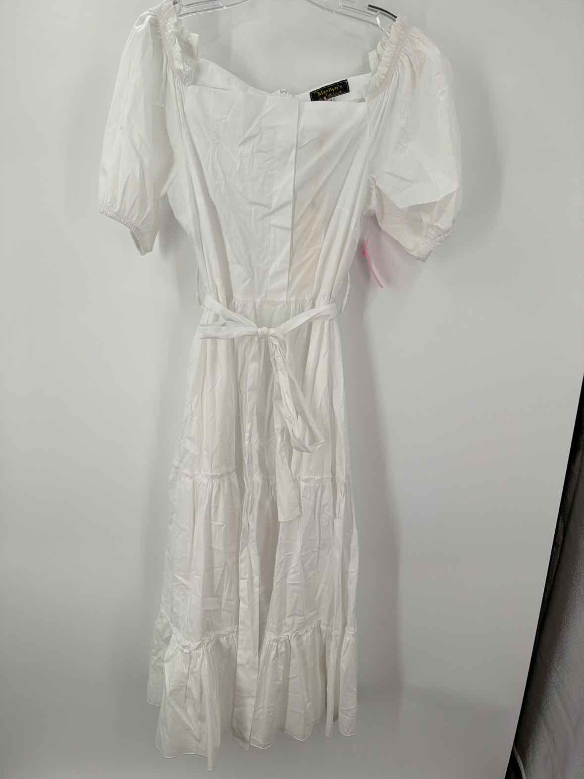 Pre-Owned Marilyn's White Size 46 Long Short Sleeve Dress | True Fashionistas.