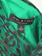 Pre-Owned Halston Green Size 12 Short Sleeveless Dress | True Fashionistas.