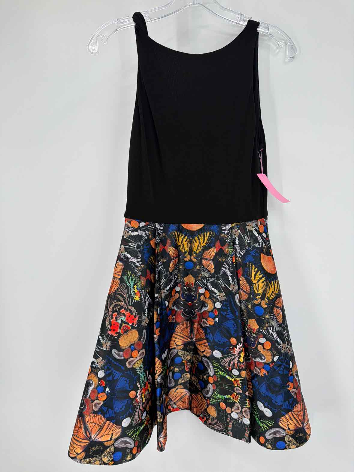 Pre-Owned Alice + Olivia Black Size 2 Short Sleeveless Dress | True Fashionistas.