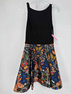Pre-Owned Alice + Olivia Black Size 2 Short Sleeveless Dress | True Fashionistas.