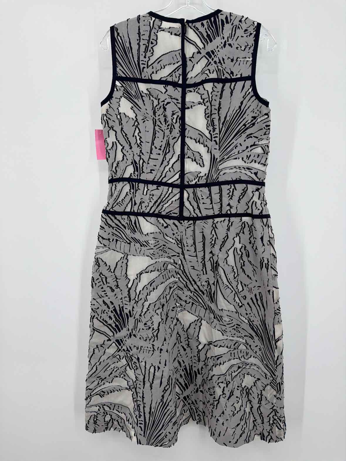 Pre-Owned Lafayette 148 Navy Size 8 Short Sleeveless Dress | True Fashionistas.