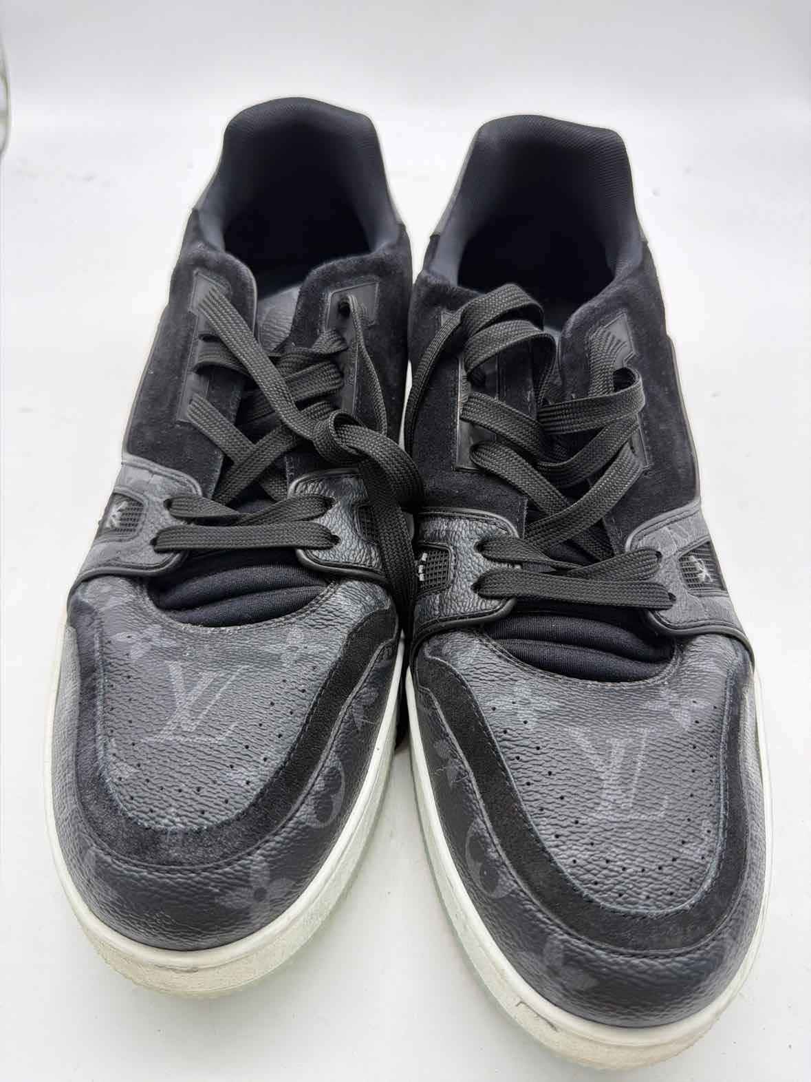 Pre-Owned Louis Vuitton Black 11 Fashion Sneaker Men's Sneakers | True Fashionistas.