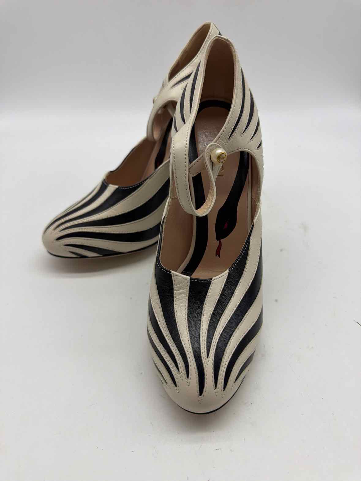 Pre-Owned Gucci White Size 6 Zebra Print Ankle Strap Heels | True Fashionistas.