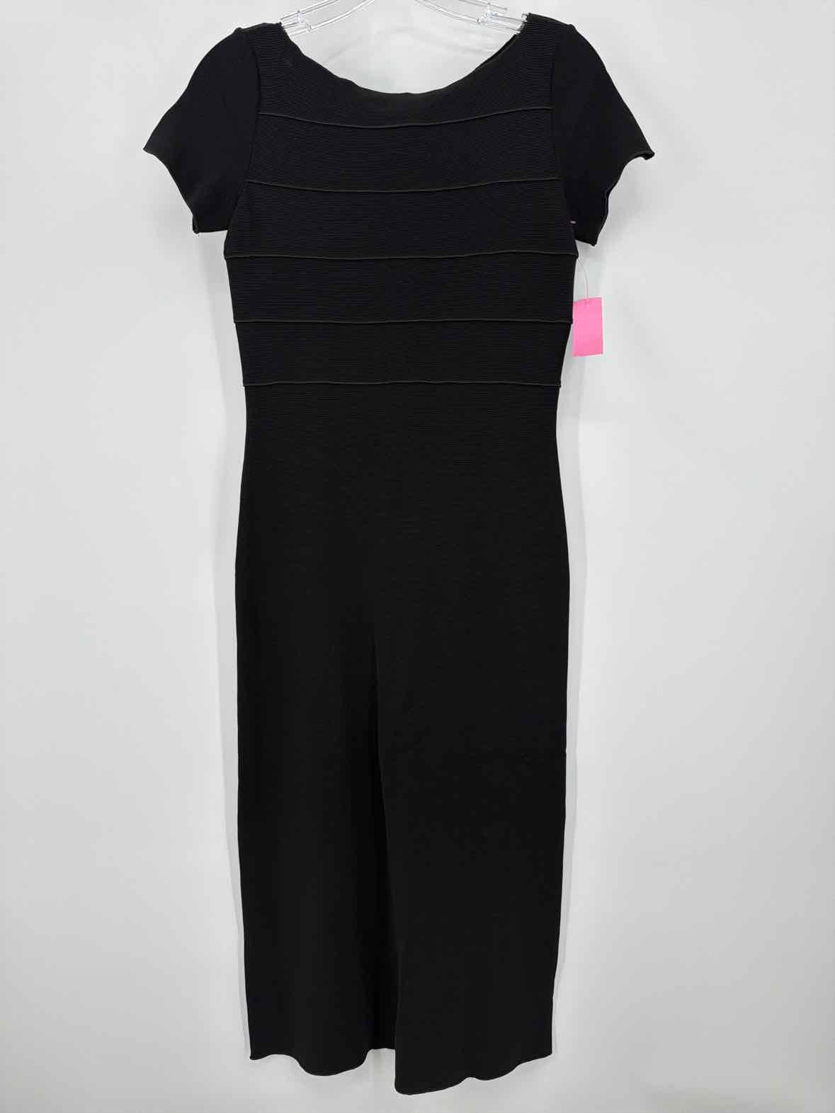 Pre-Owned Armani Collezioni Black Size 6 Knit Short Short Sleeve Dress | True Fashionistas.