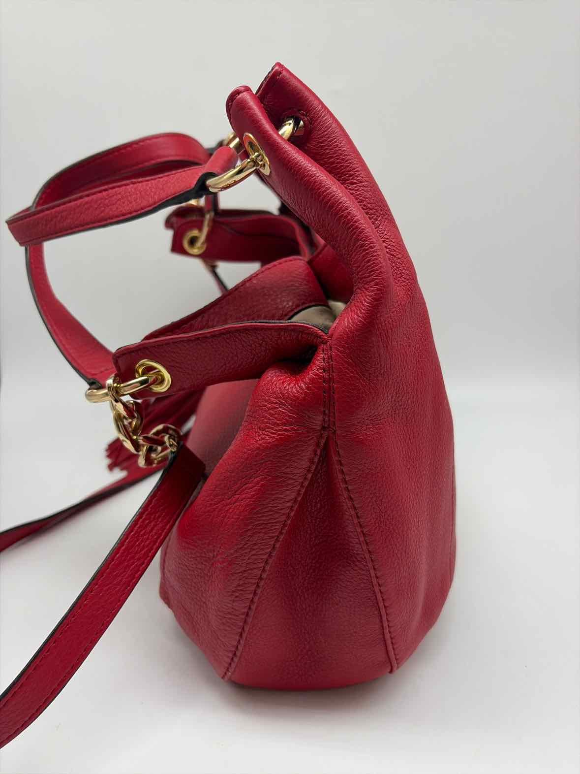 Pre-Owned MICHAEL Michael Kors Red Pebbled Crossbody Crossbody | True Fashionistas.