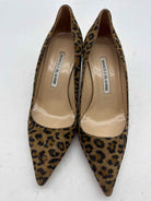Pre-Owned Manolo Blahnik Brown Size 5 Leopard Pump Heels | True Fashionistas.