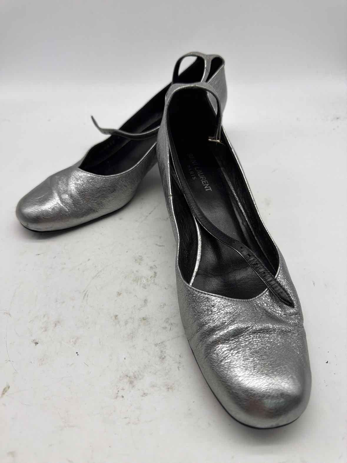 Pre-Owned Saint Laurent Grey Size 10 Block Heel Heels | True Fashionistas.