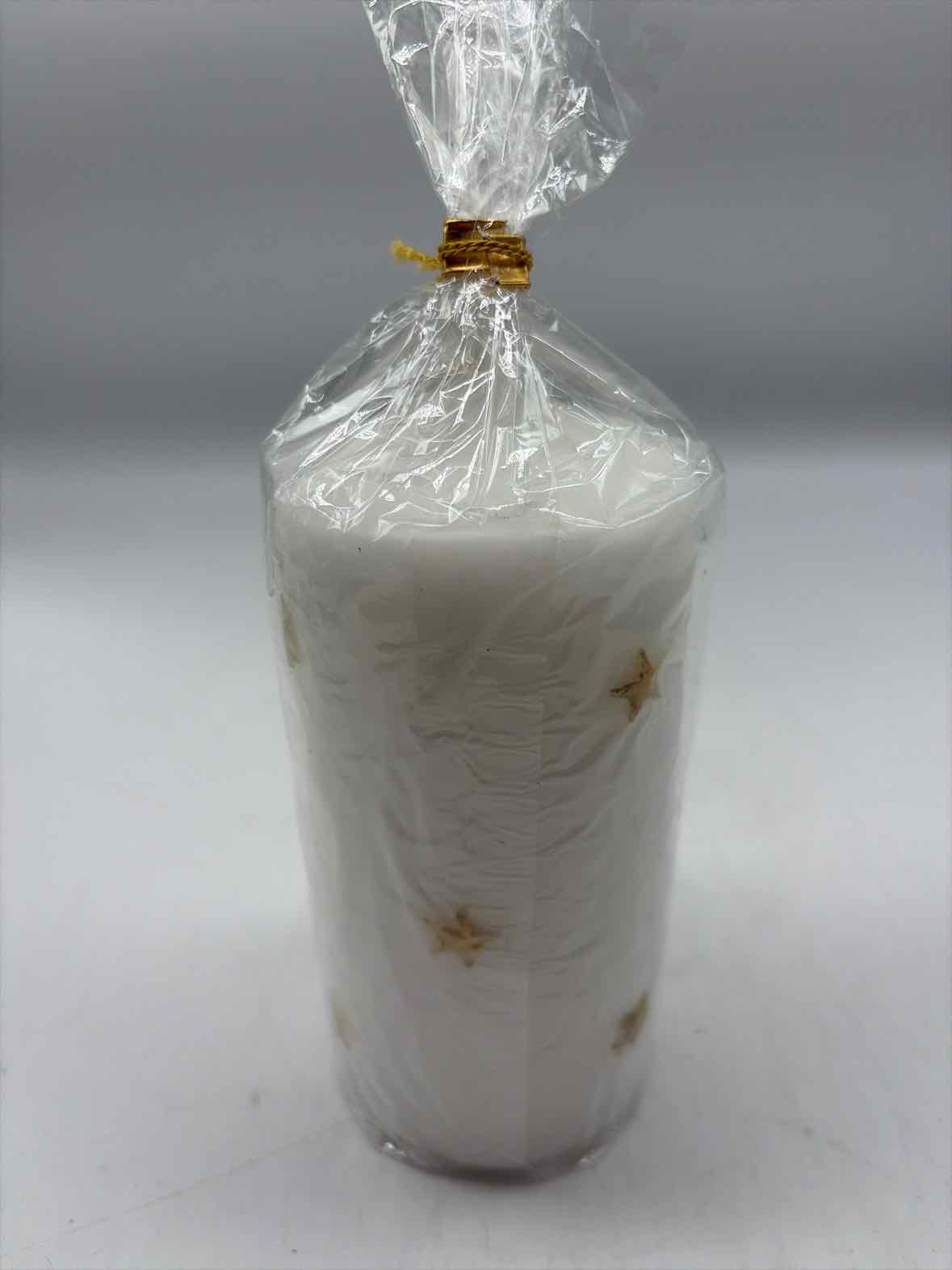 White Wax Candle W/Gold Stars | True Fashionistas.