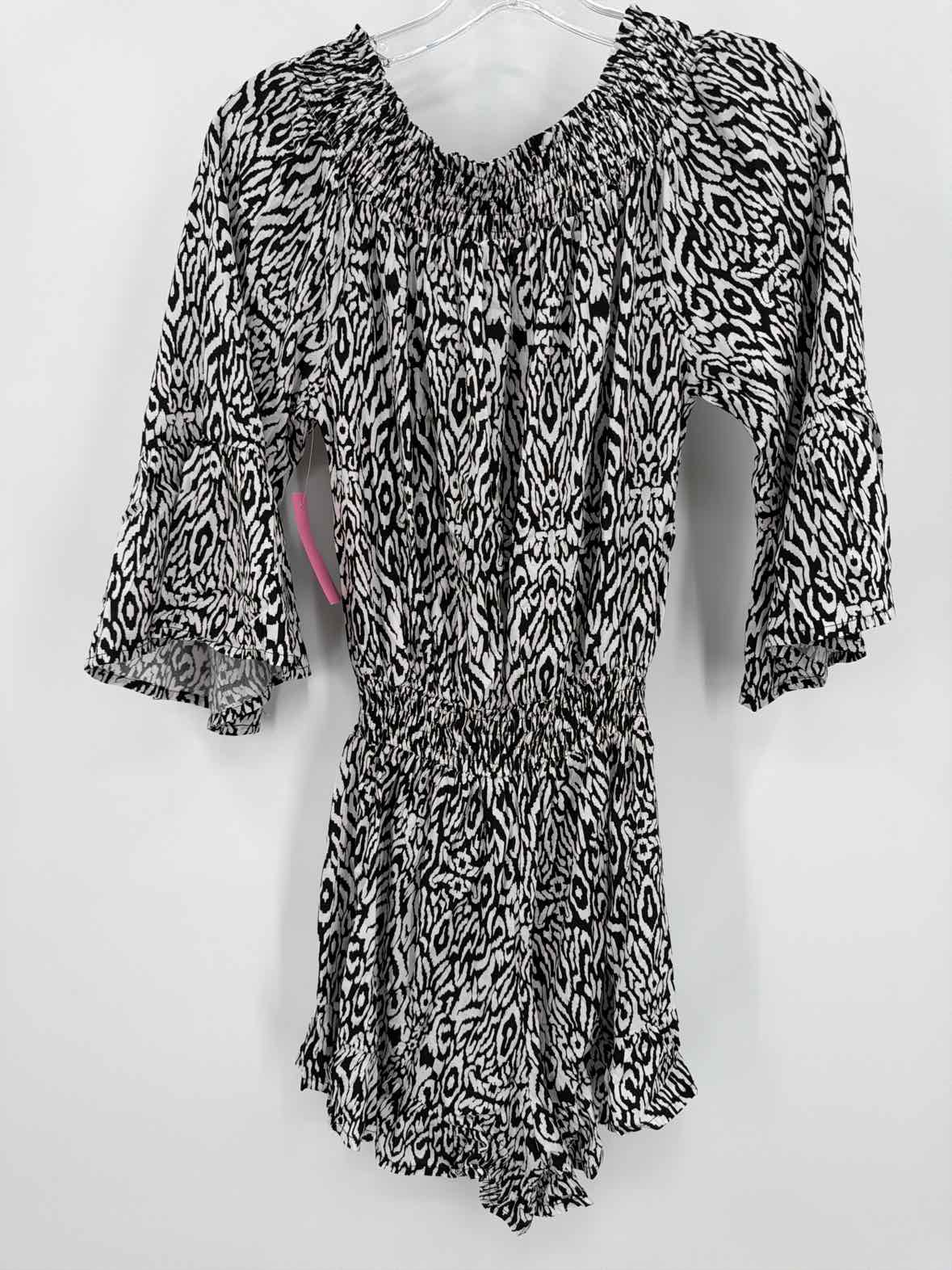 Pre-Owned La Mer Luxe Black Size XS Long Sleeve Romper | True Fashionistas.