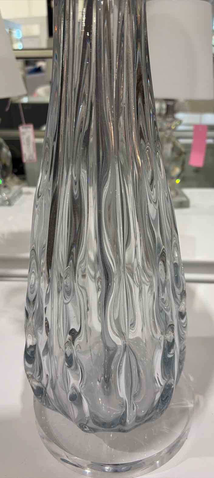 Clear Glass Ribbon Teardrop Lamp | True Fashionistas.
