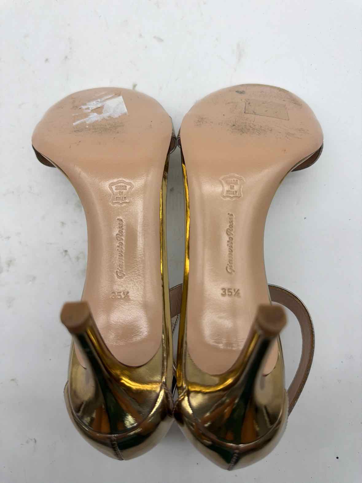Pre-Owned Gianvito Rossi Gold Size 5.5 Ankle Strap Heels | True Fashionistas.